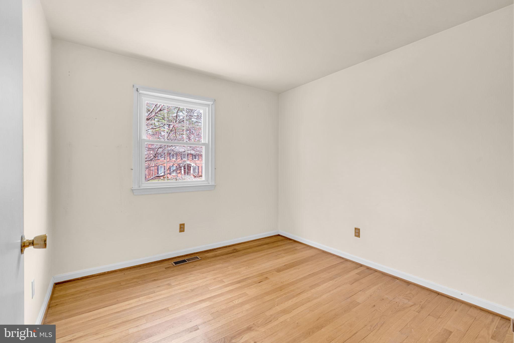 LAKEVALE ESTATES - Residential