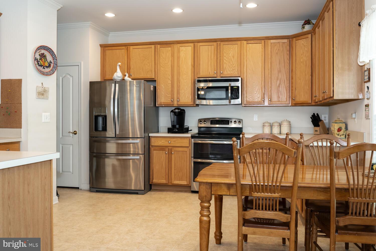 SYMPHONY VILLAGE AT CENTREVILLE - Residential