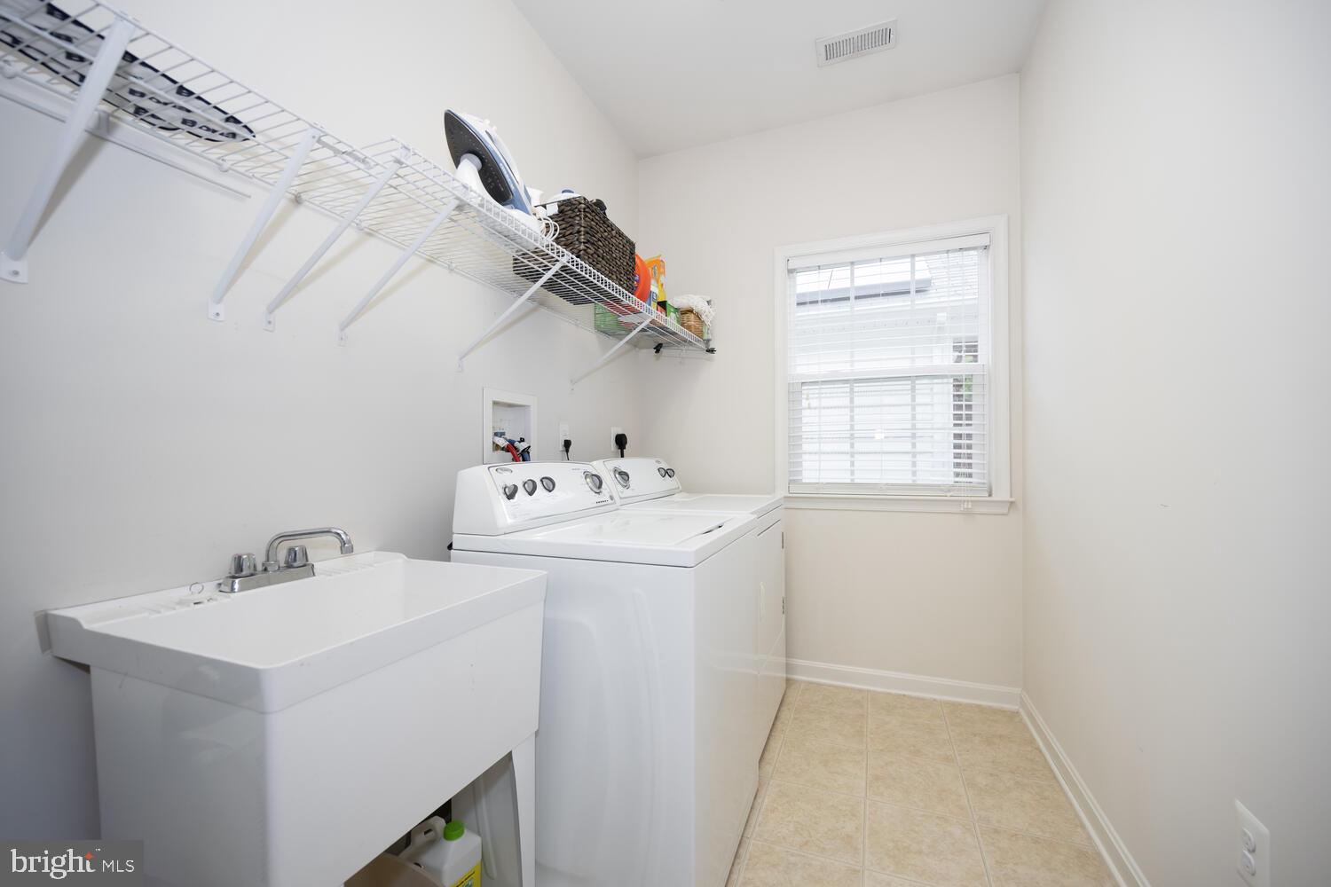 SYMPHONY VILLAGE AT CENTREVILLE - Residential