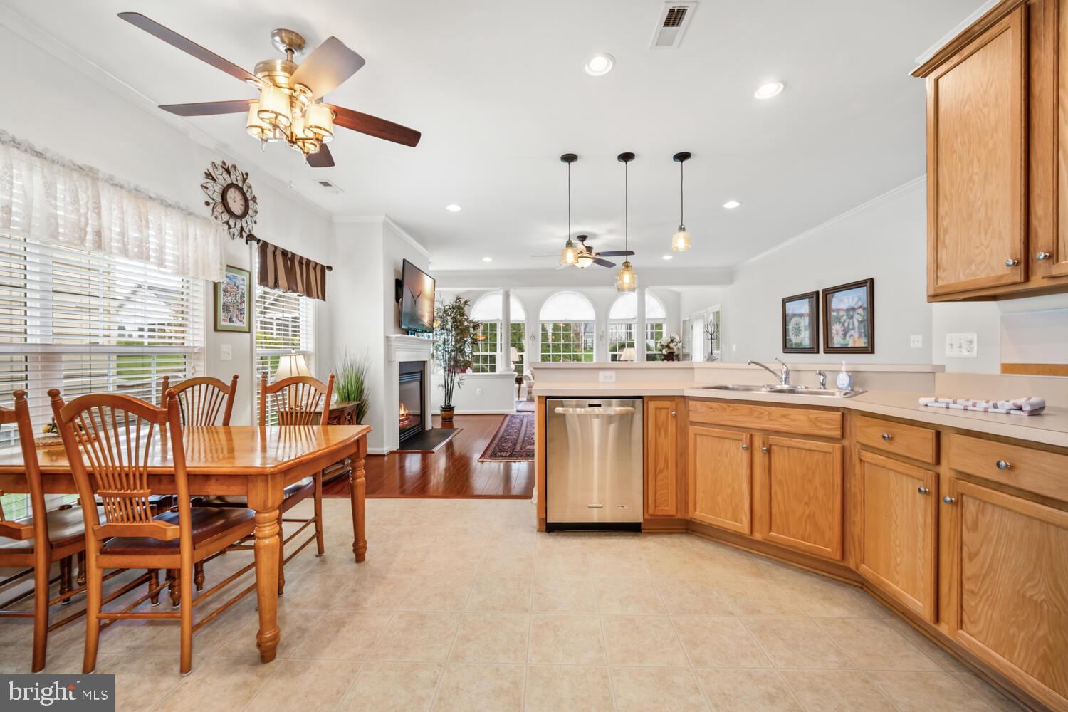 SYMPHONY VILLAGE AT CENTREVILLE - Residential