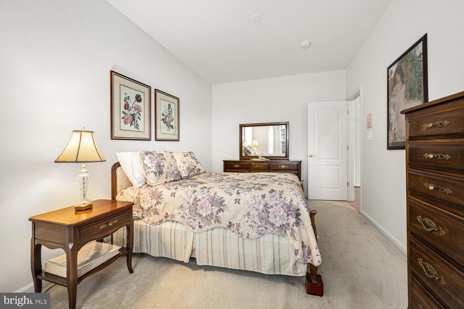 SYMPHONY VILLAGE AT CENTREVILLE - Residential