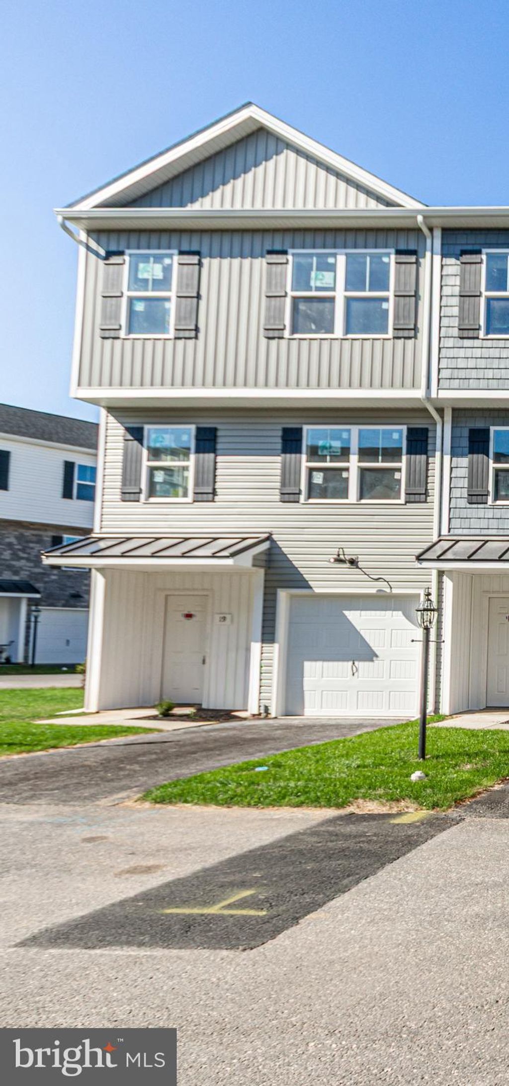 Photo of 19 Landing Place #19, YORK, PA 17408 (MLS # PAYK2090456)