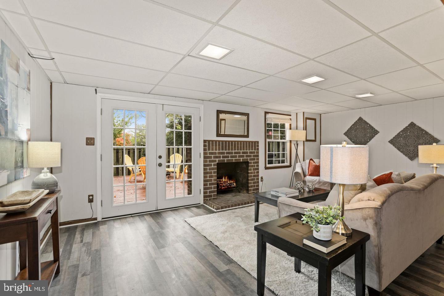 BERKSHIRE EAST - Residential Lease