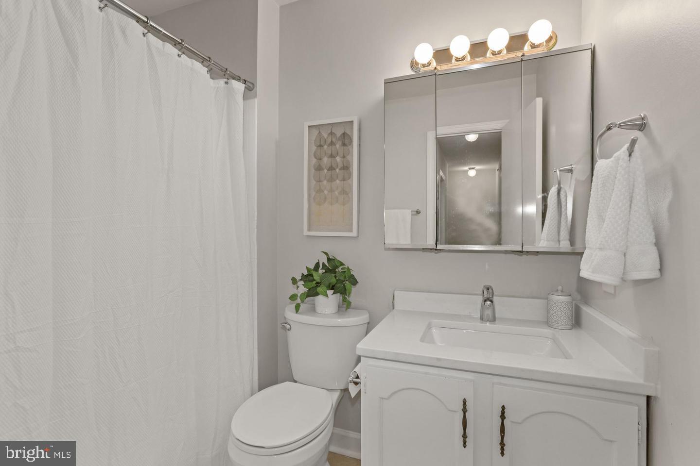 BERKSHIRE EAST - Residential Lease