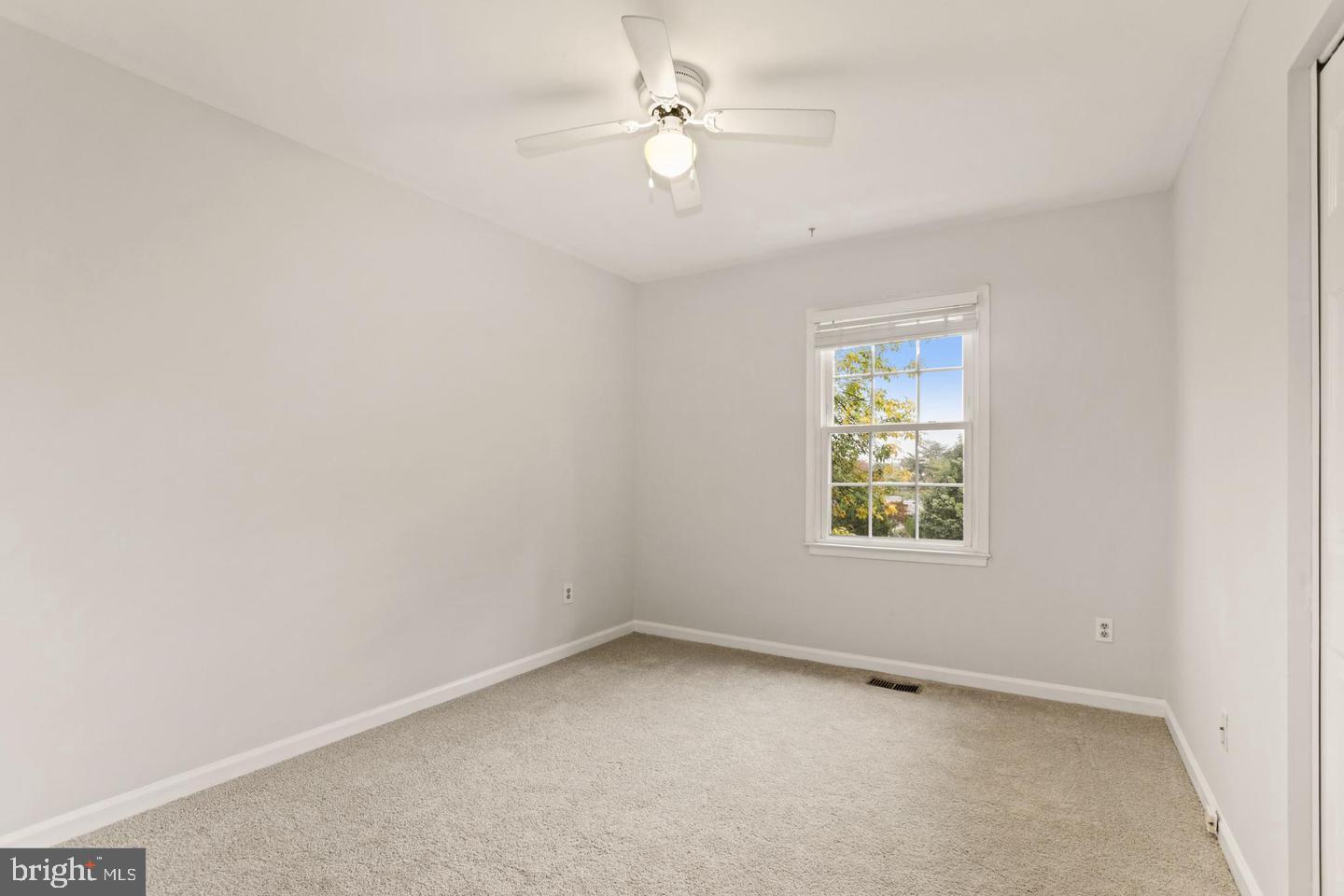 BERKSHIRE EAST - Residential Lease