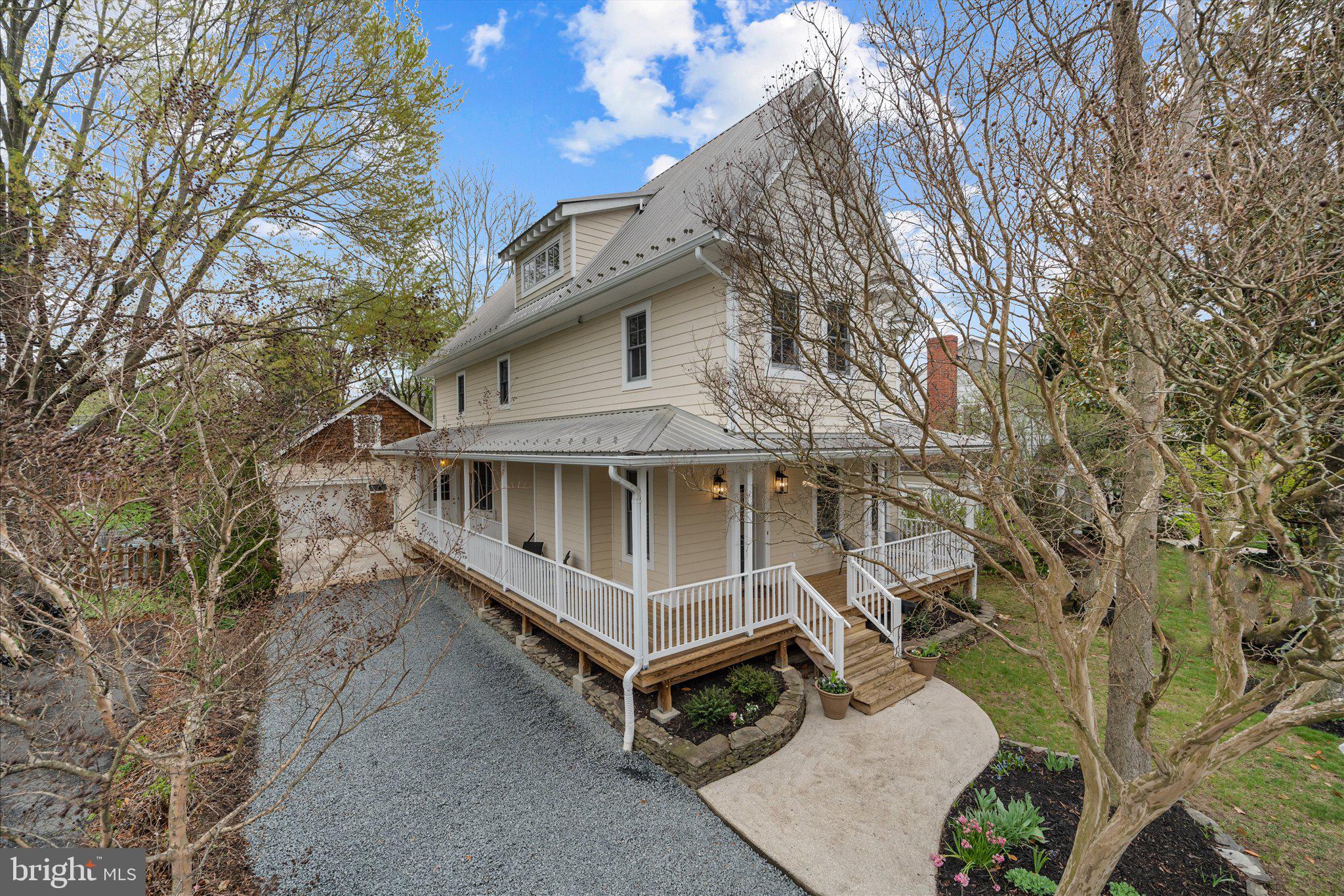 DOUGLAS PARK - Residential