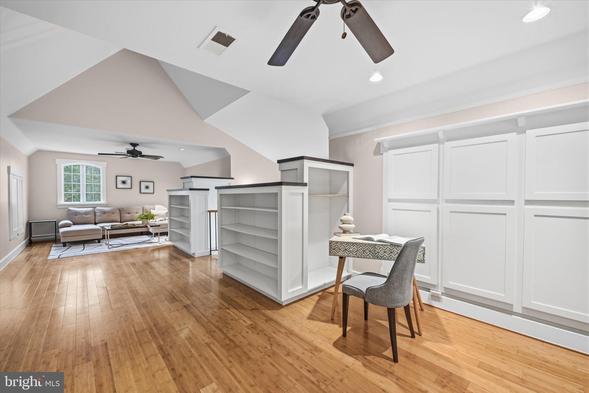 DOUGLAS PARK - Residential