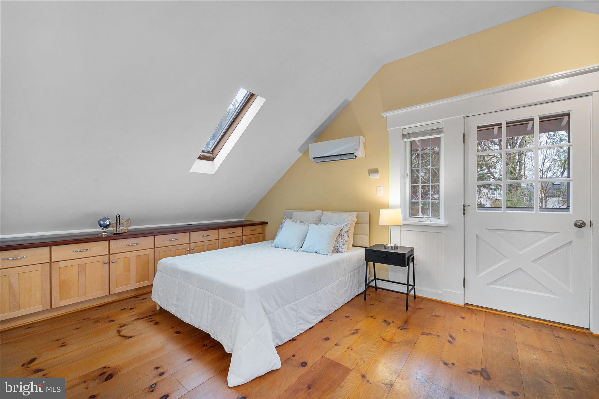 DOUGLAS PARK - Residential