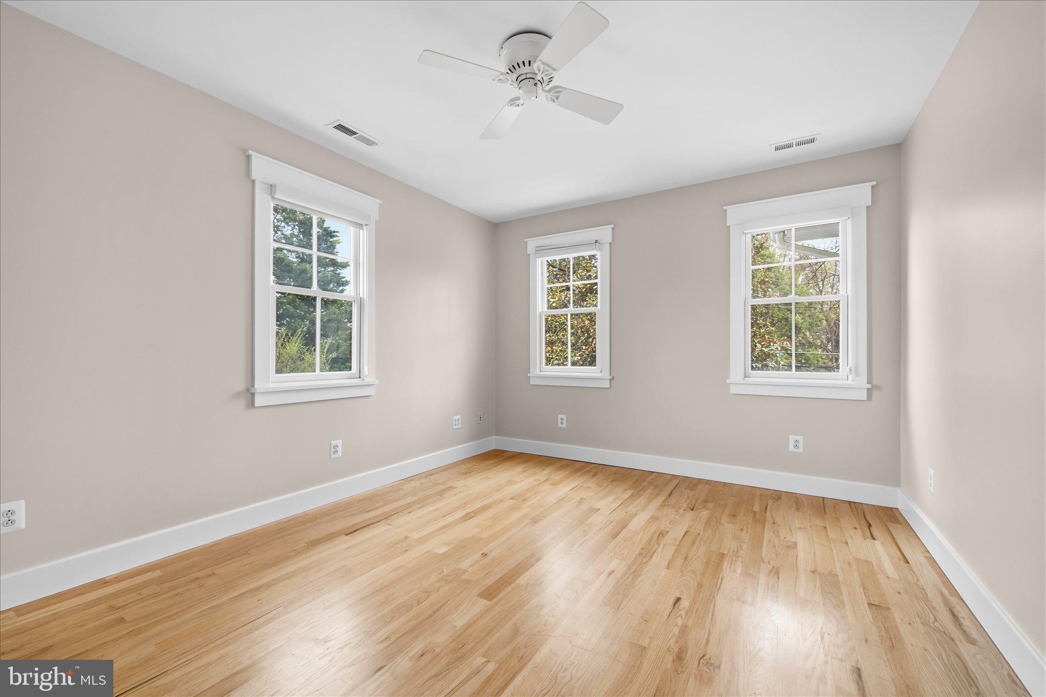 DOUGLAS PARK - Residential