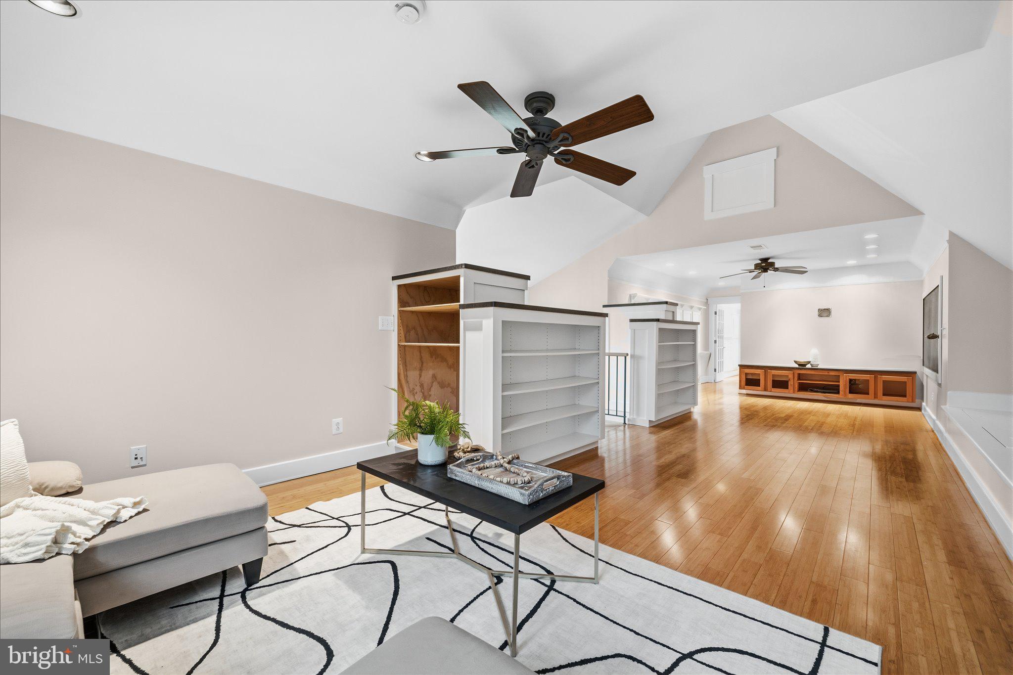 DOUGLAS PARK - Residential