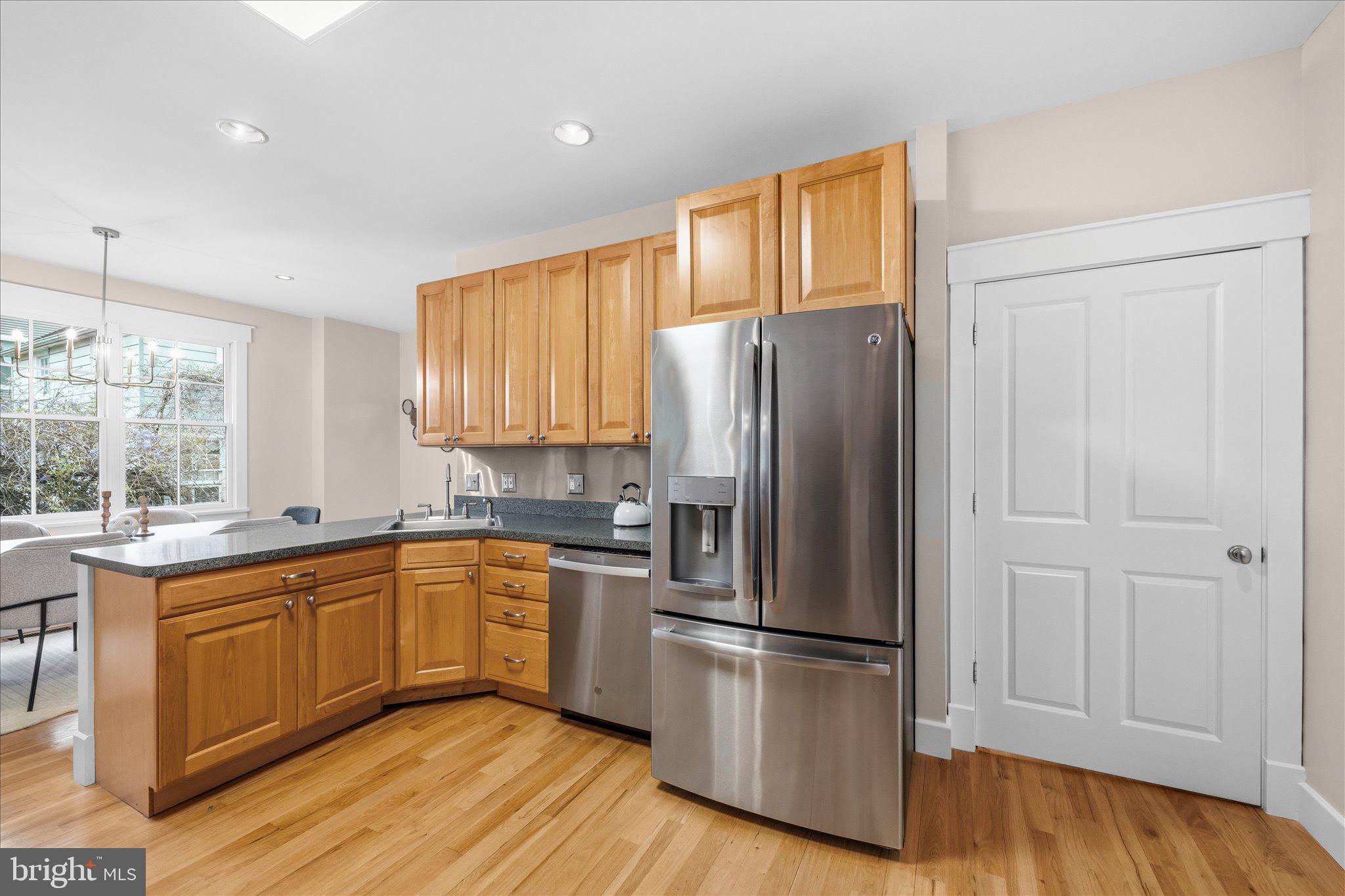 DOUGLAS PARK - Residential