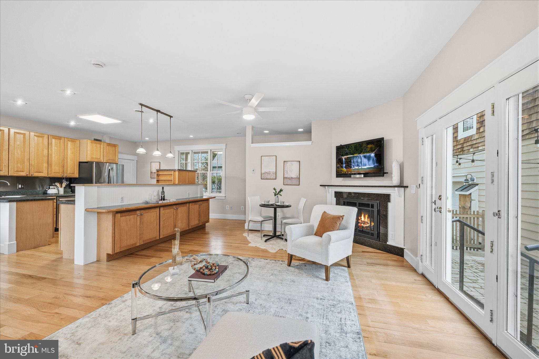 DOUGLAS PARK - Residential