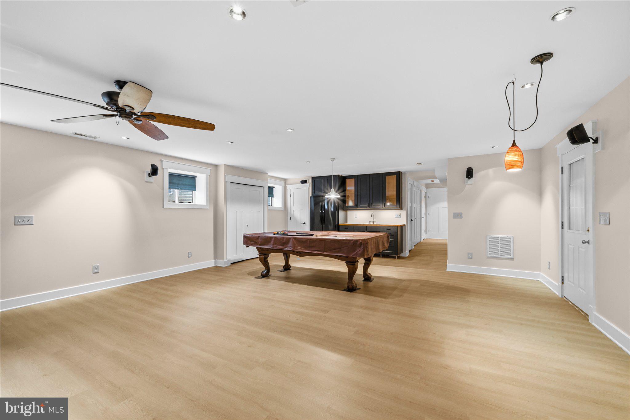 DOUGLAS PARK - Residential