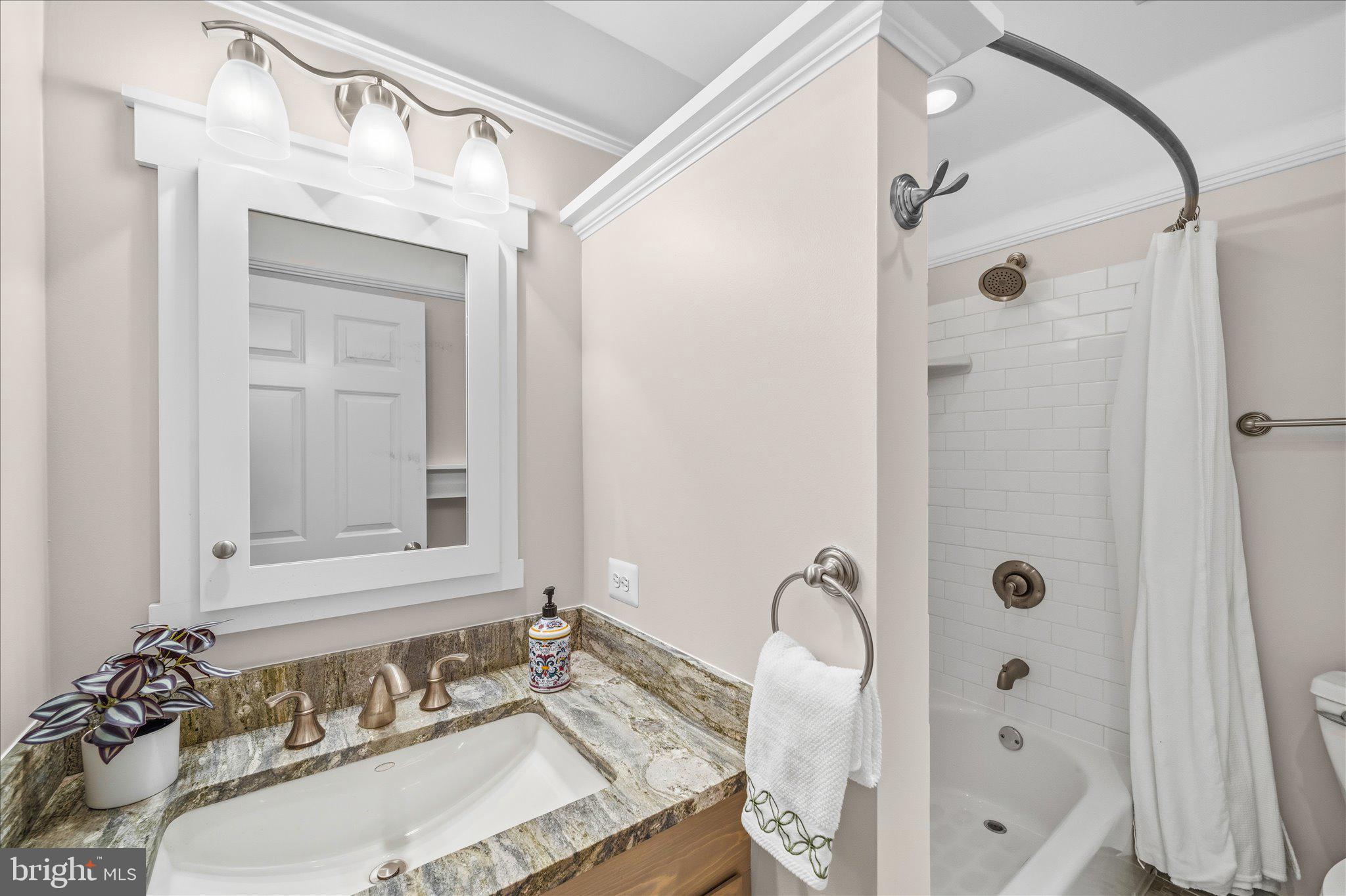 DOUGLAS PARK - Residential