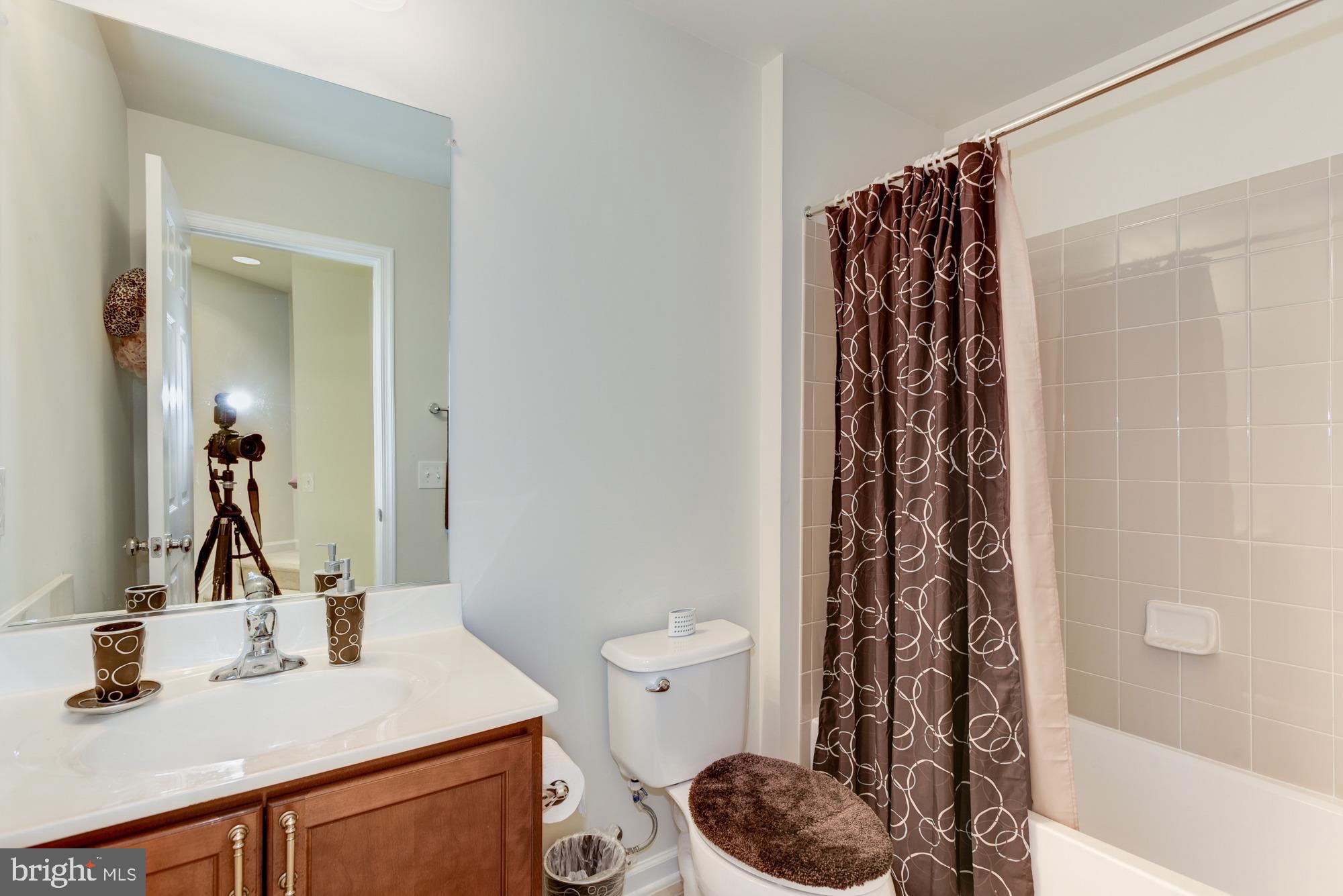 BRAMBLETON - Residential Lease