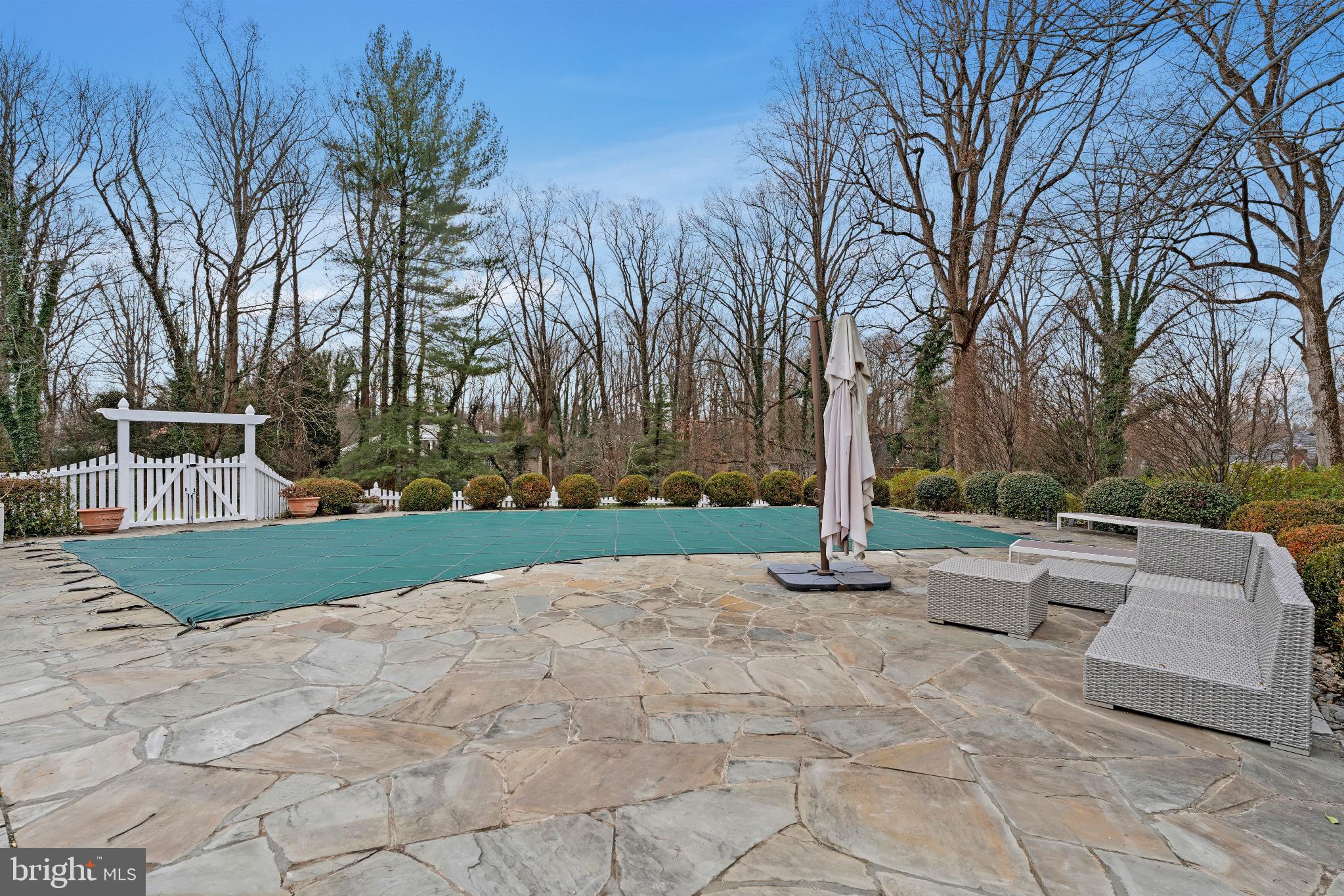 BALLS HILL - Residential