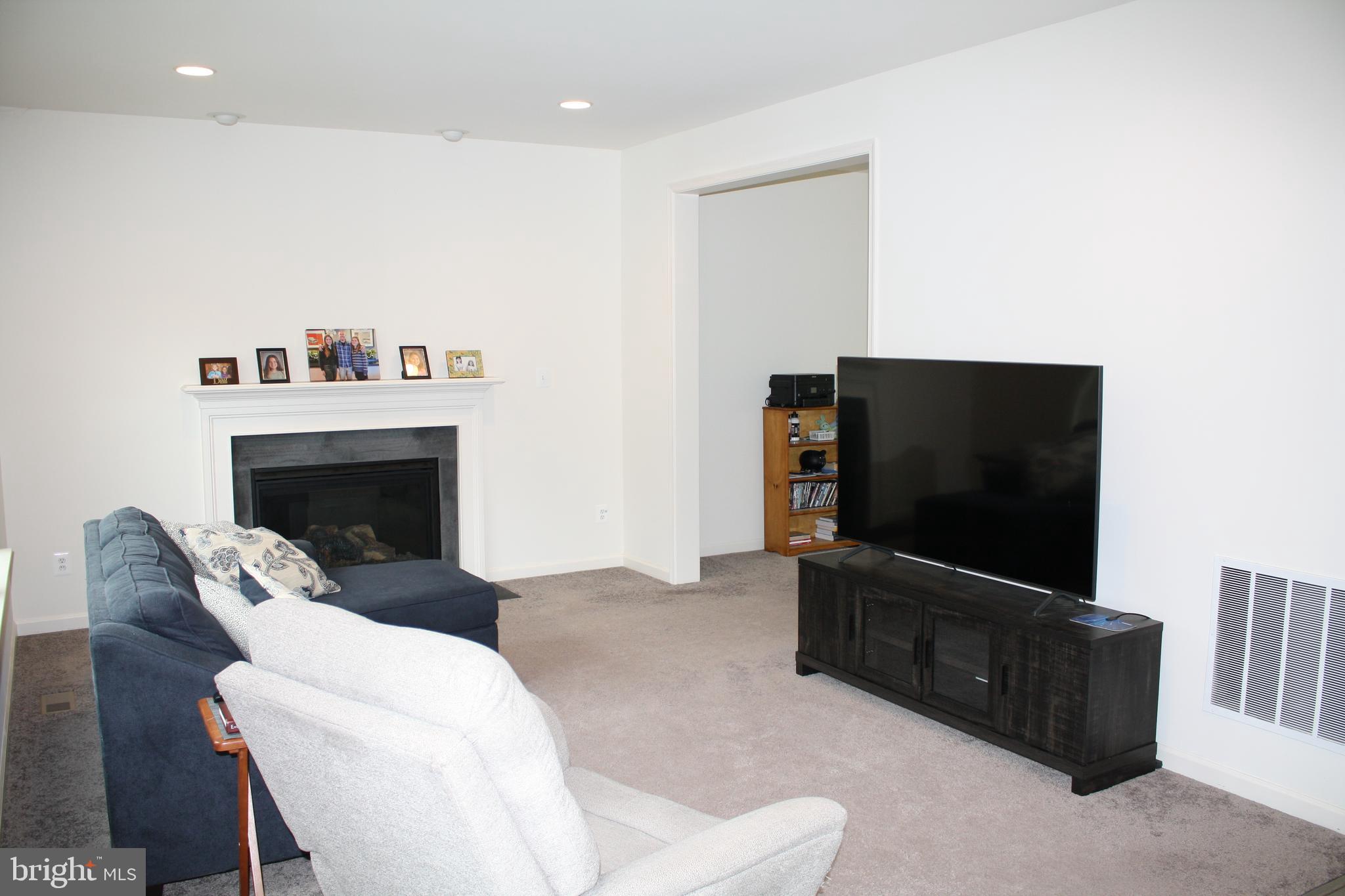 7204 HIDDEN MEADOW LANE