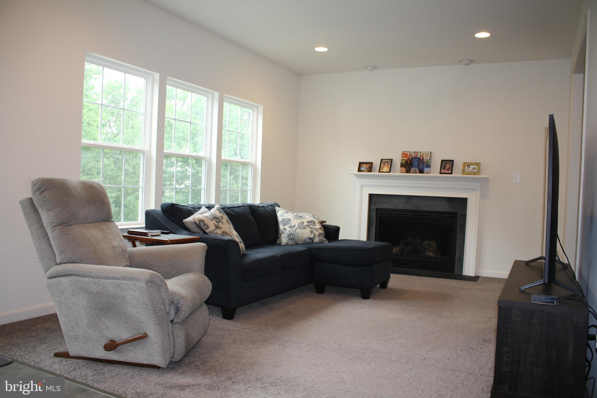 7204 HIDDEN MEADOW LANE
