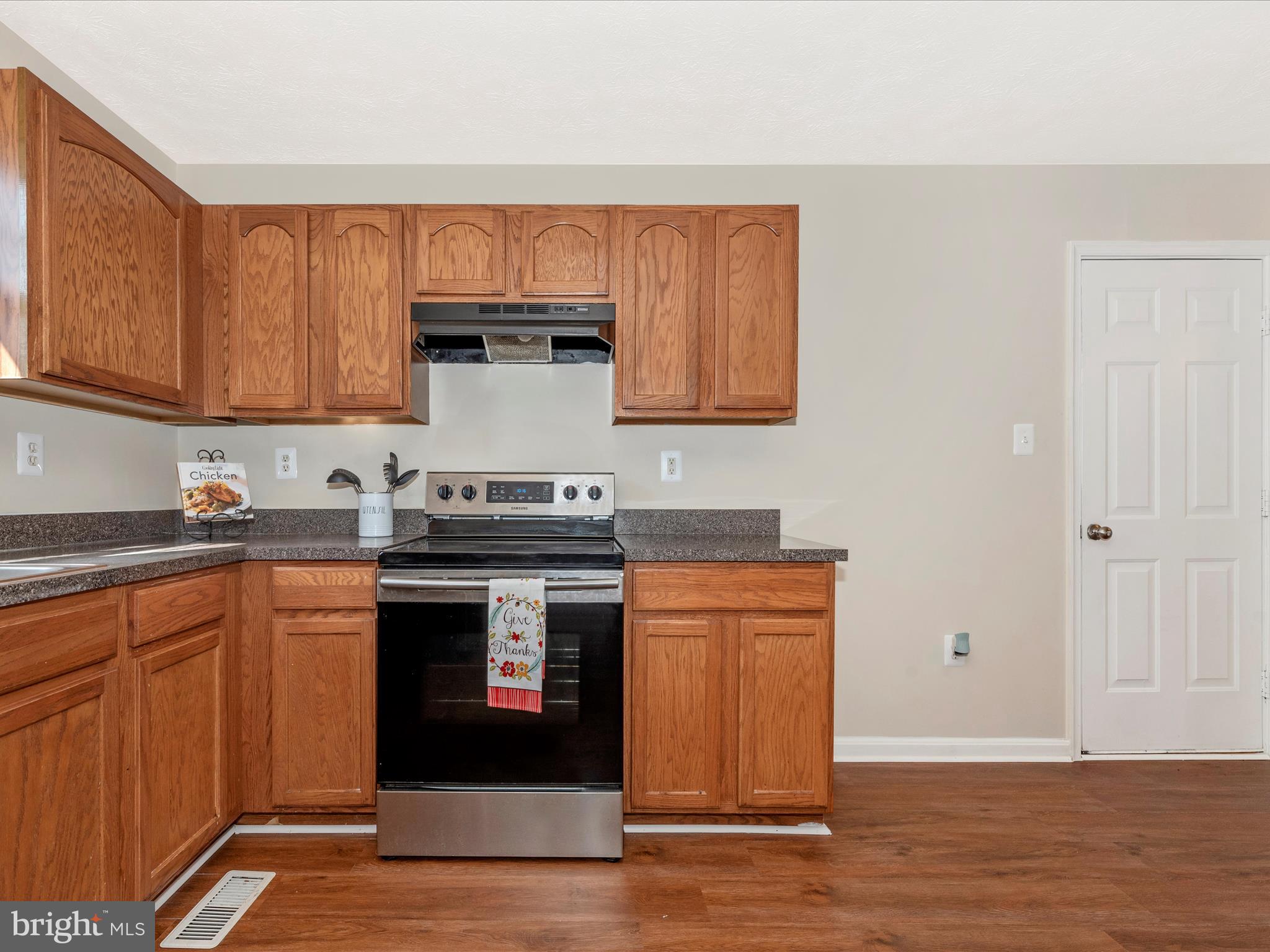 ROLLING MEADOWS - Residential