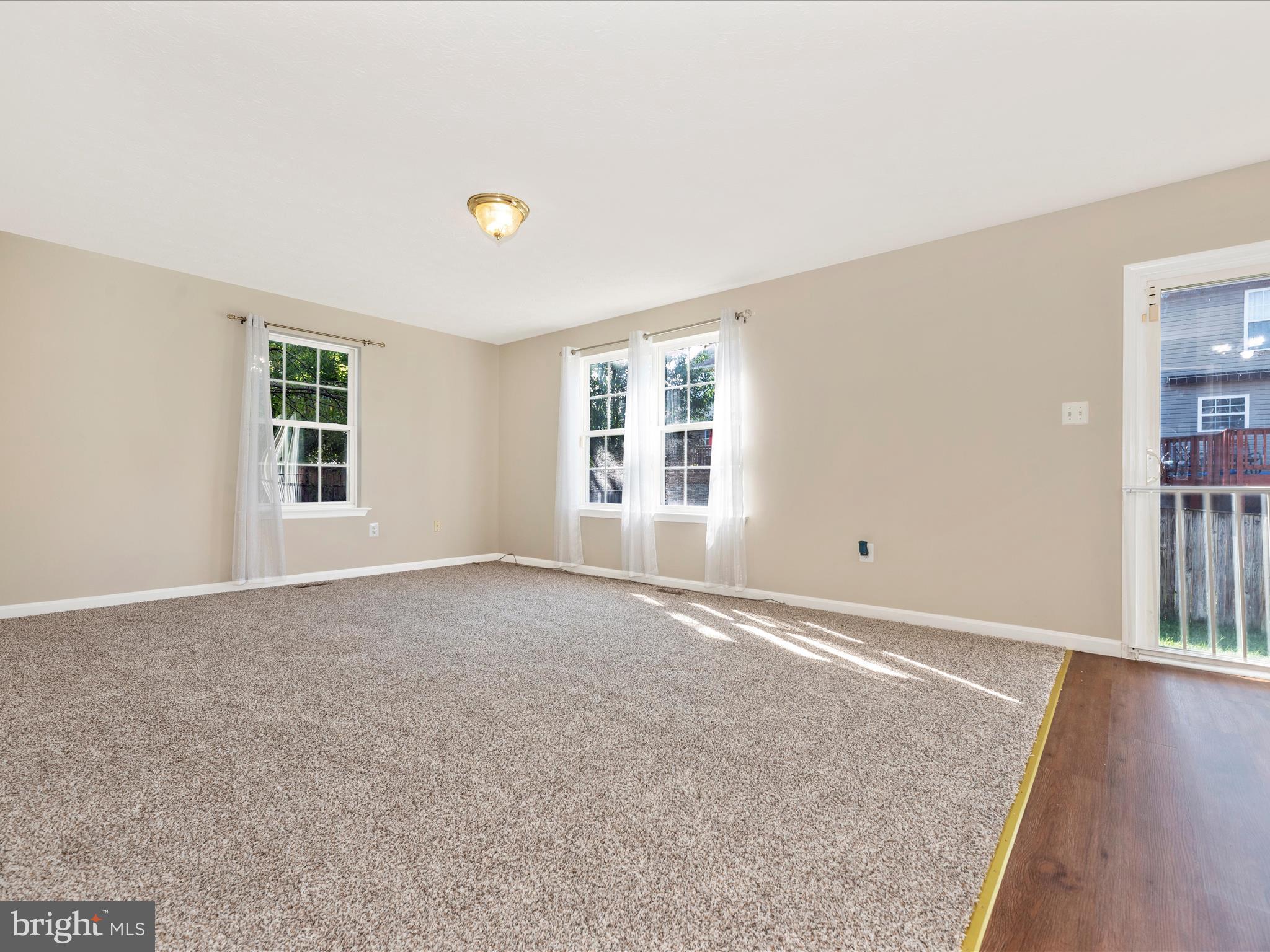 ROLLING MEADOWS - Residential