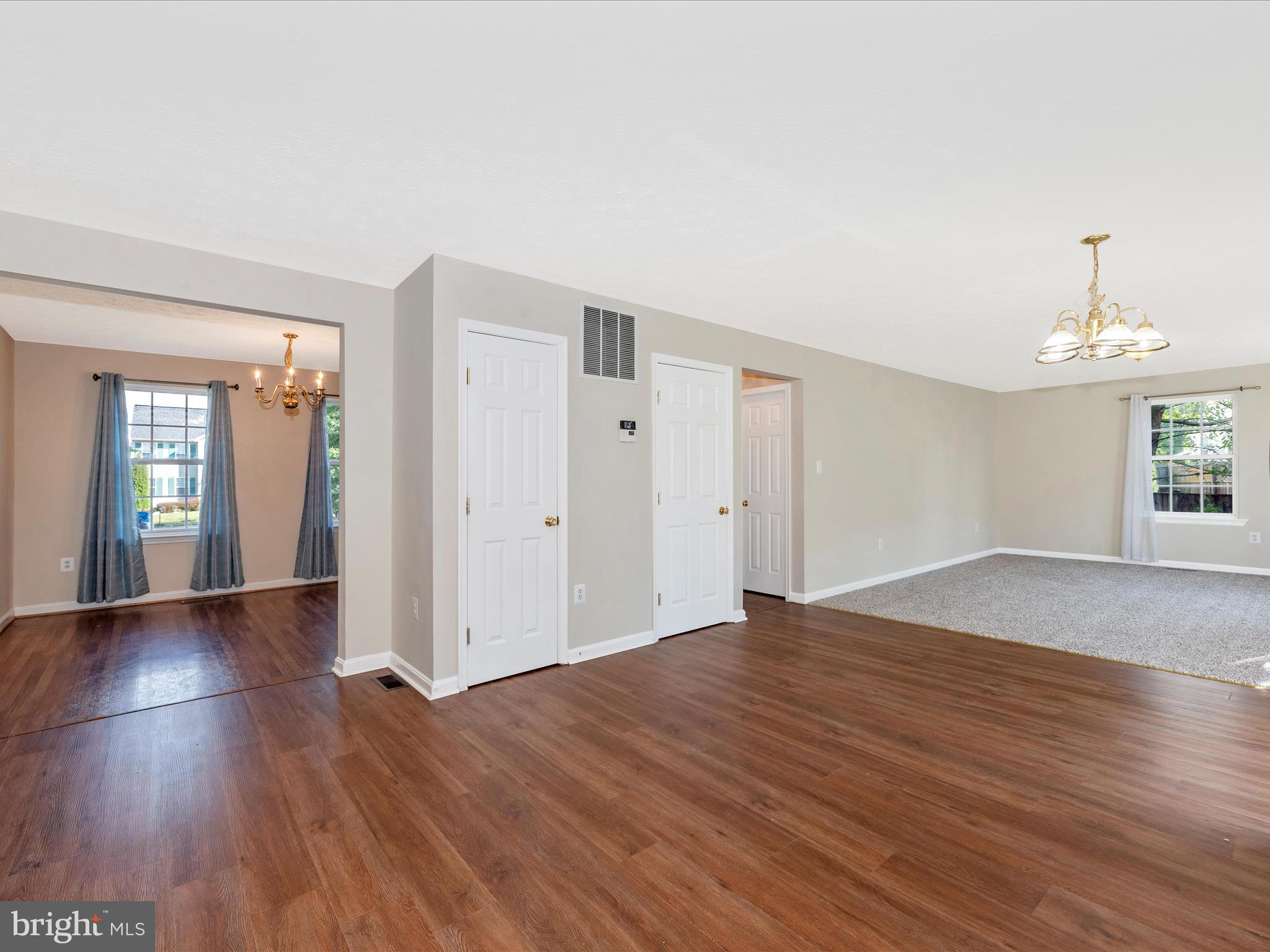 ROLLING MEADOWS - Residential