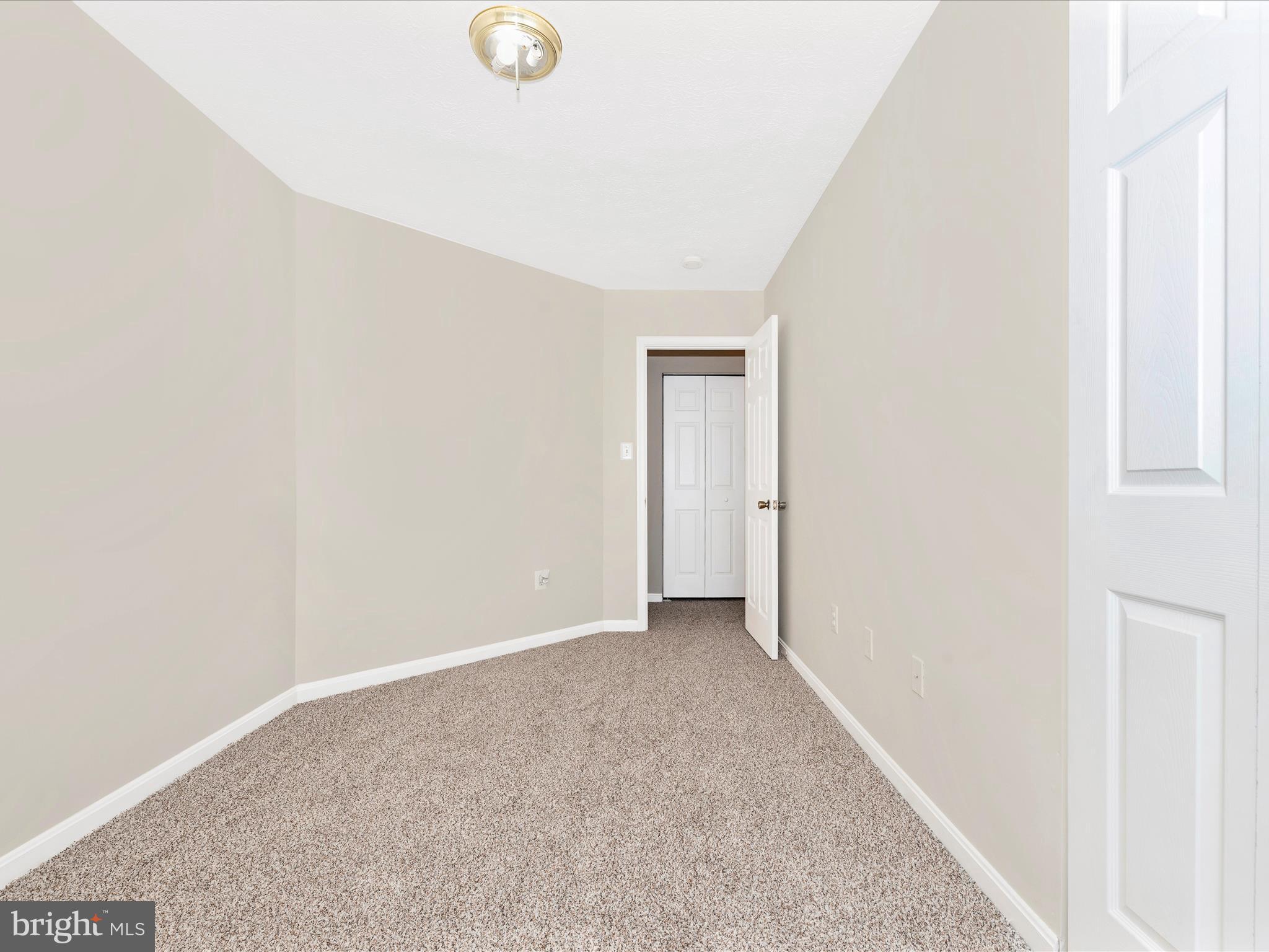 ROLLING MEADOWS - Residential