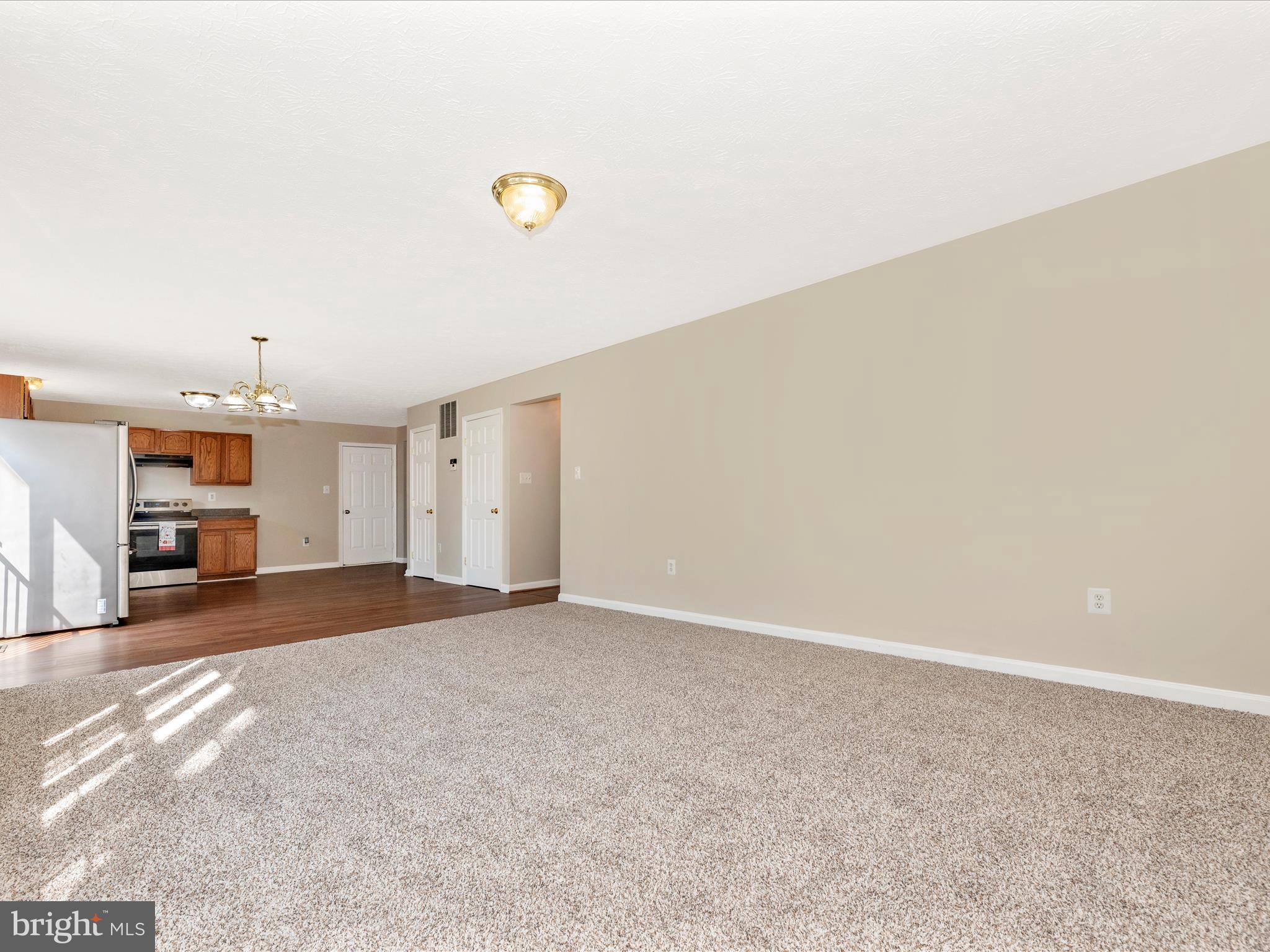 ROLLING MEADOWS - Residential