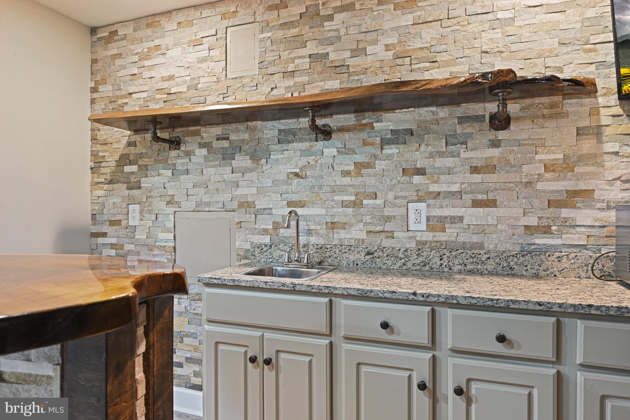 KINCAID FOREST - Residential