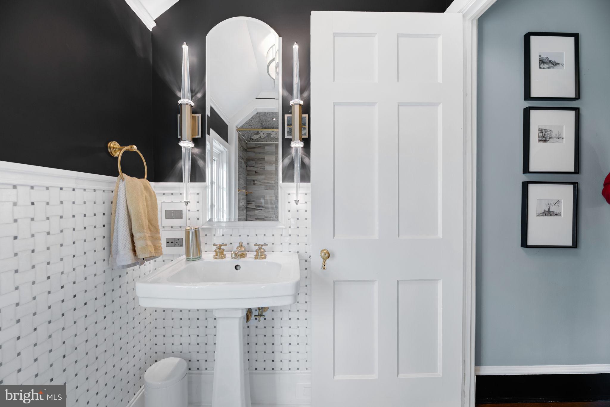 GREATER HOMELAND HISTORIC DISTRICT - Residential Lease