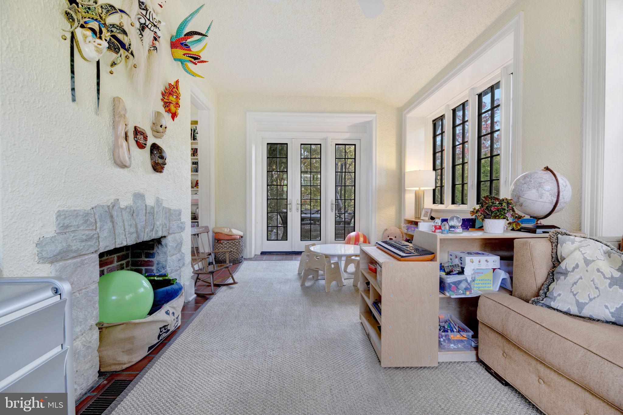 GREATER HOMELAND HISTORIC DISTRICT - Residential Lease