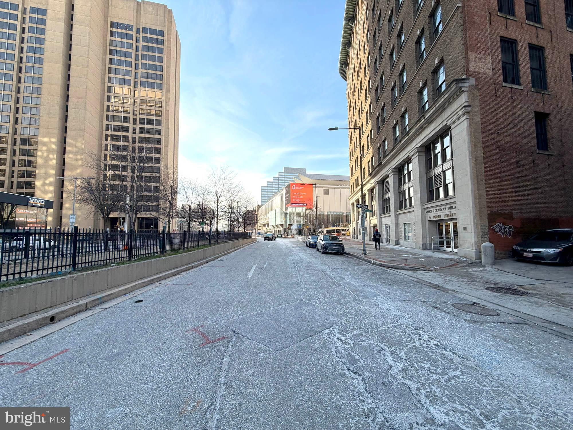 DOWNTOWN - Commercial Sale