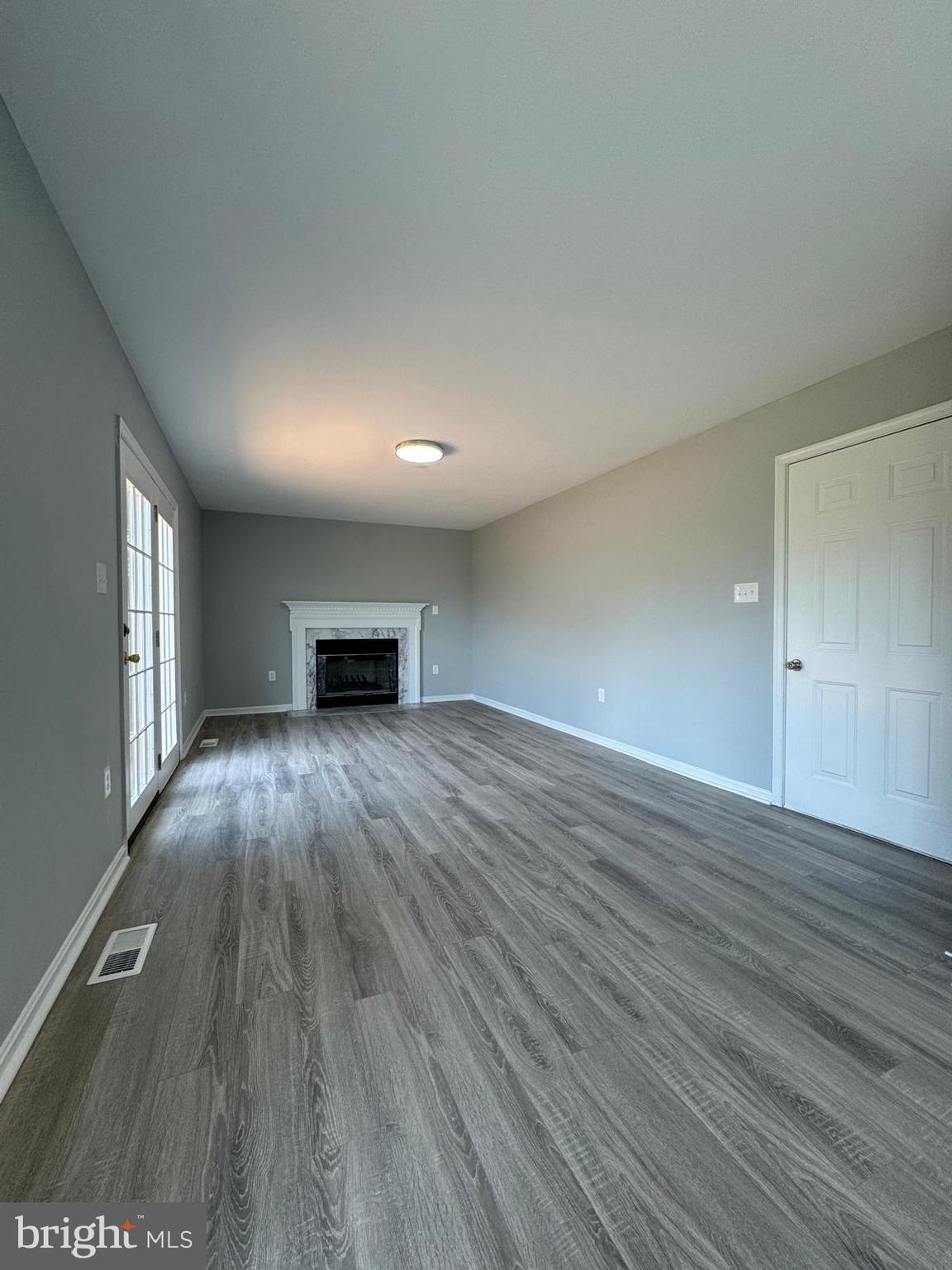 STONEGATE - Residential