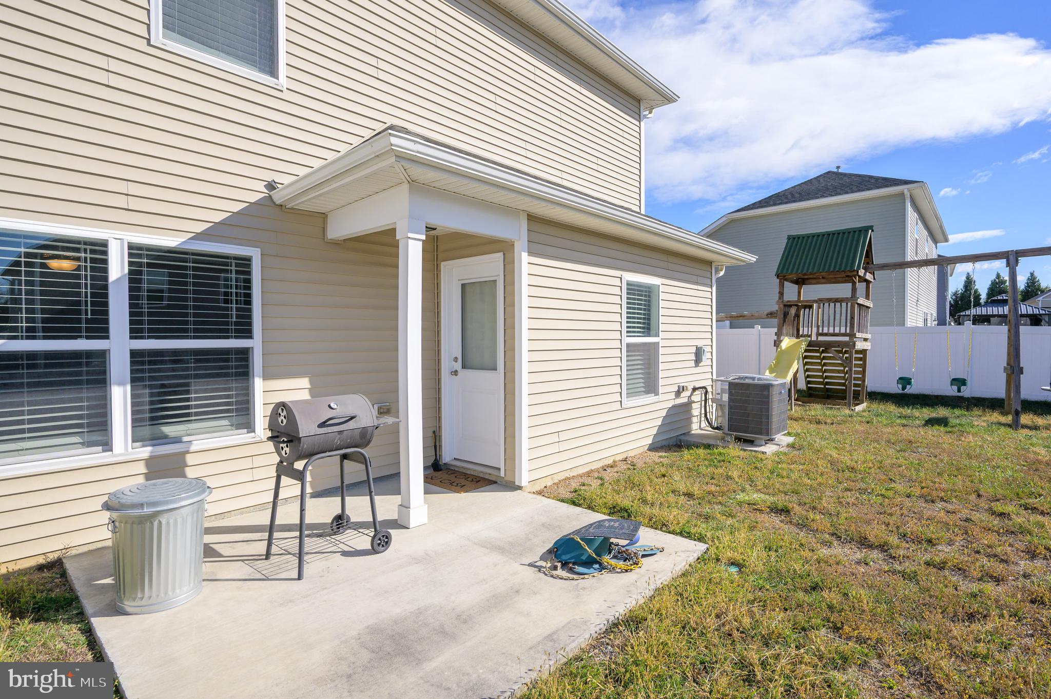 MCGINNIS POINT - Residential