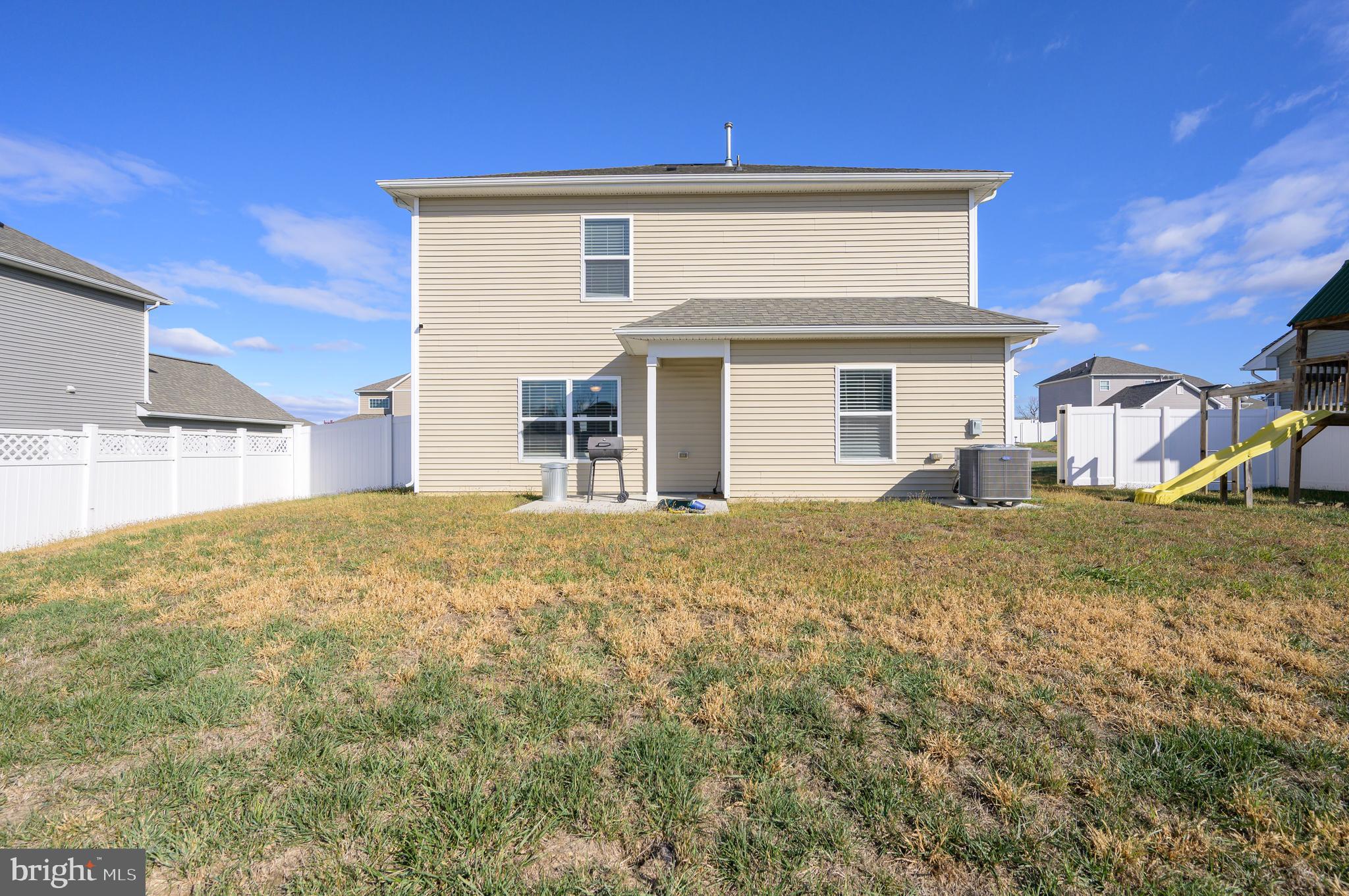 MCGINNIS POINT - Residential