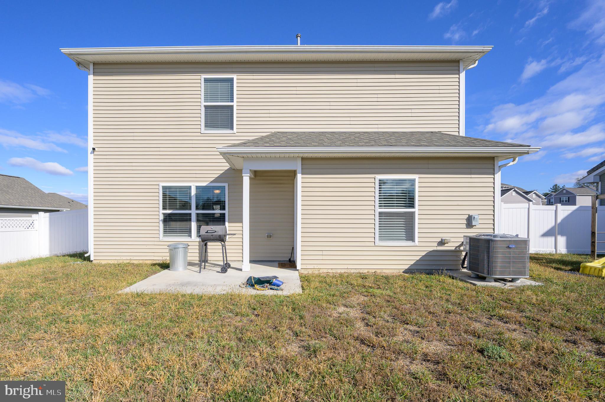 MCGINNIS POINT - Residential