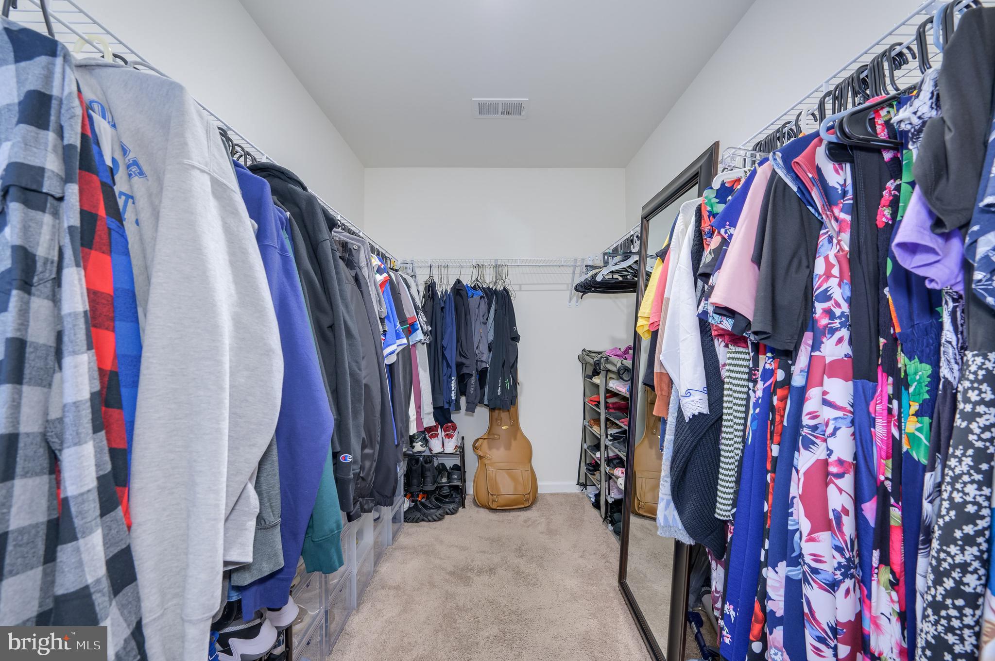 MCGINNIS POINT - Residential