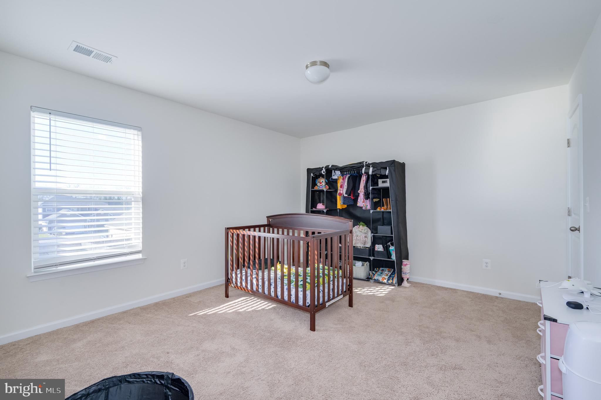 MCGINNIS POINT - Residential