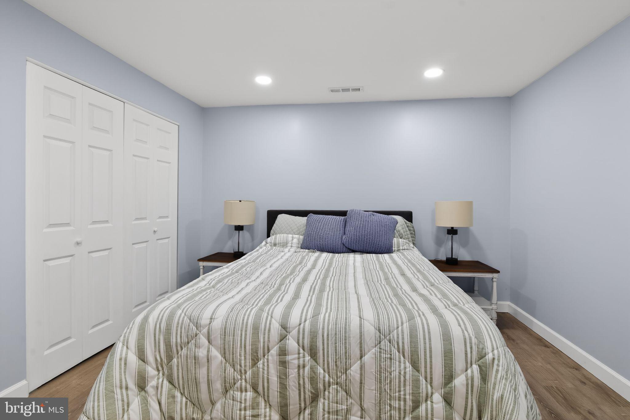 OAK SPRINGS SEC 1 - Residential