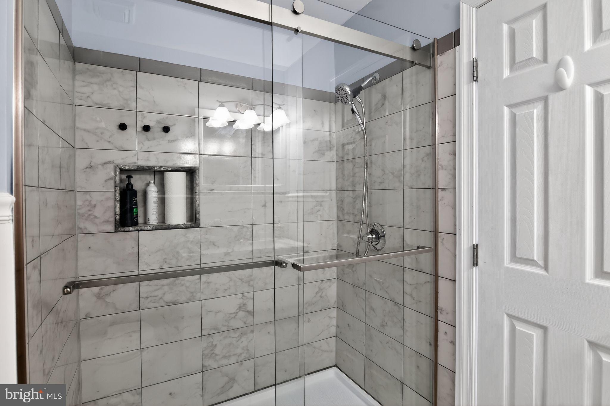 OAK SPRINGS SEC 1 - Residential