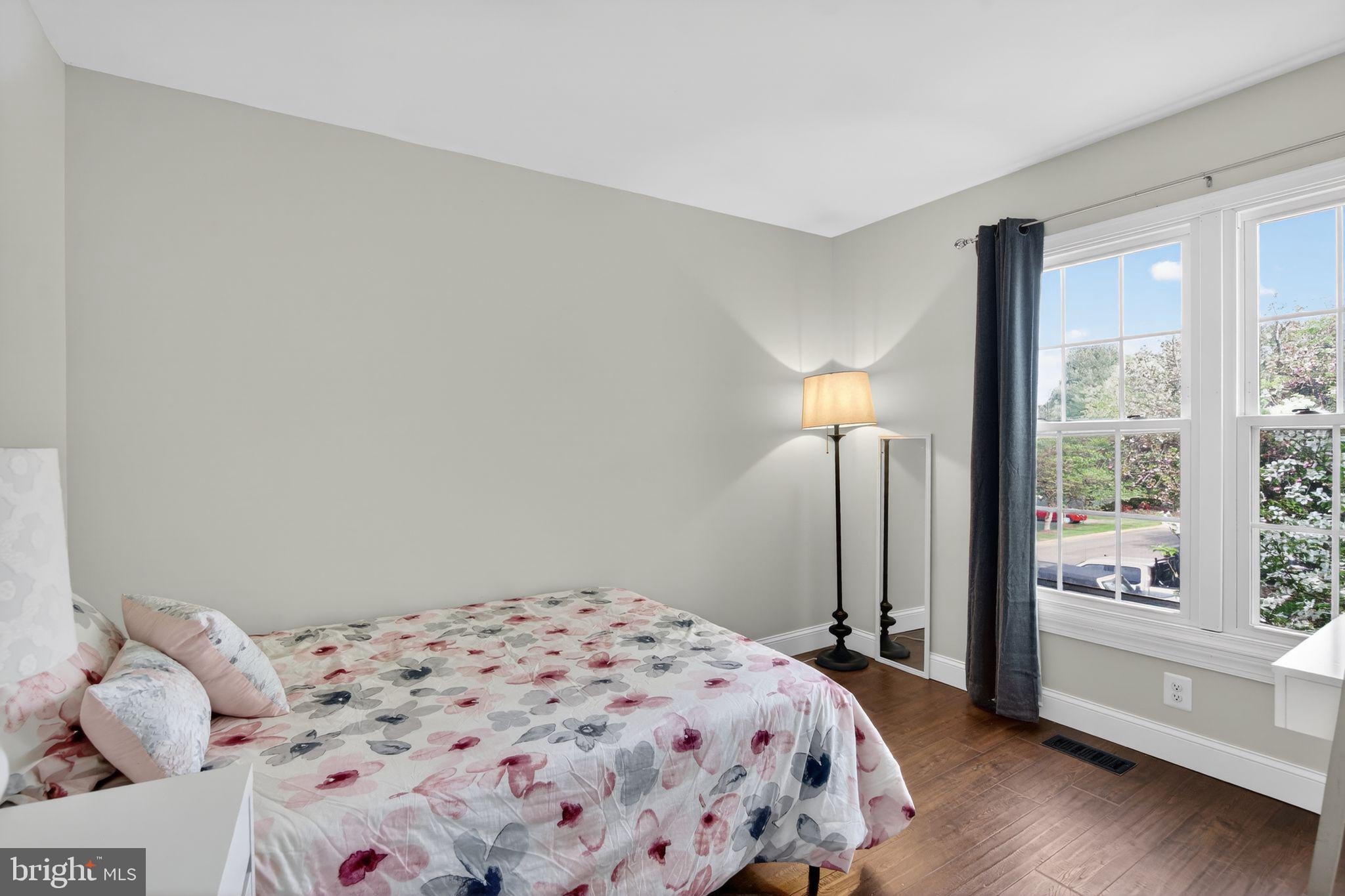 OAK SPRINGS SEC 1 - Residential