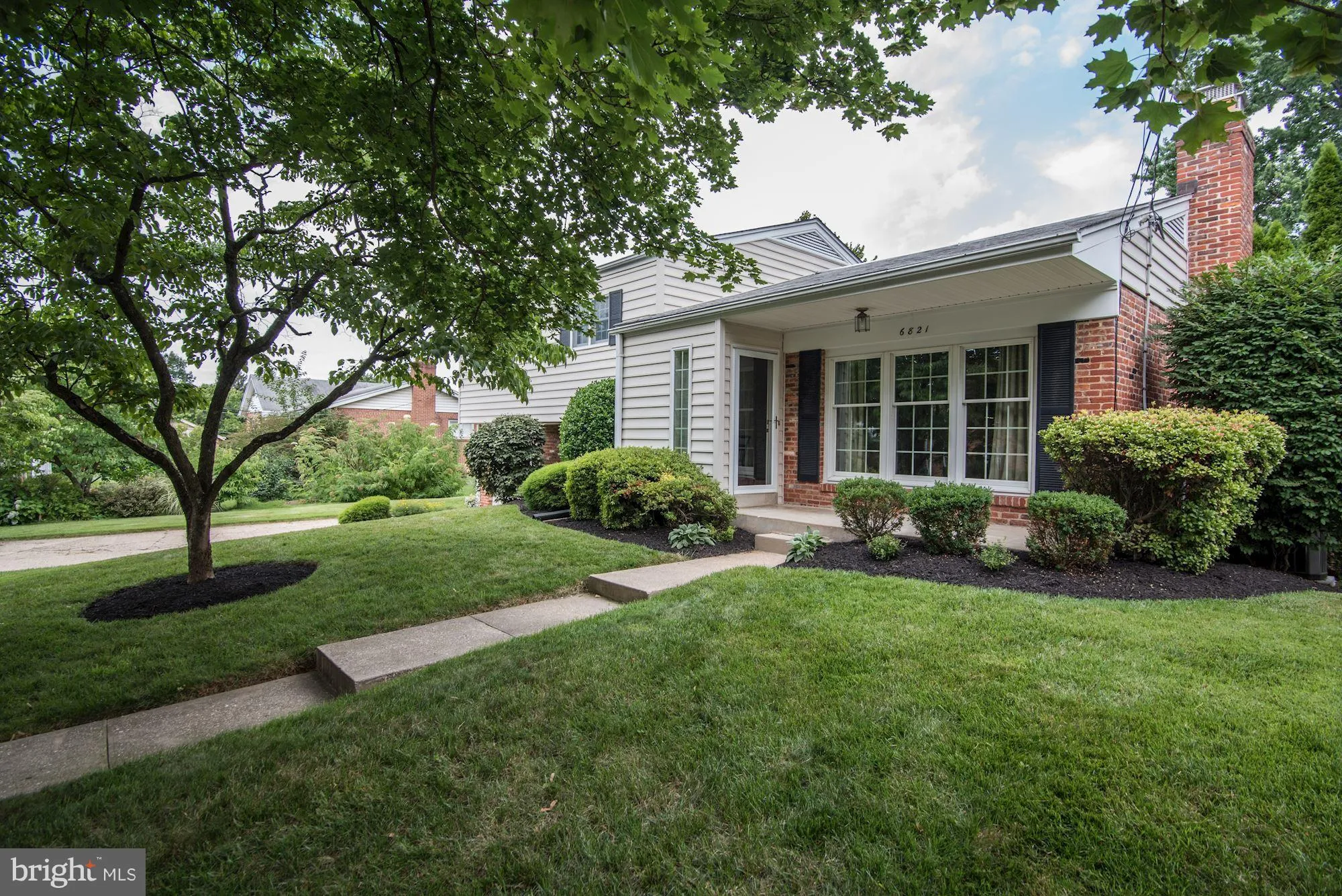 Additional image 2 of 6821 Algonquin Avenue, Bethesda, MD 20817