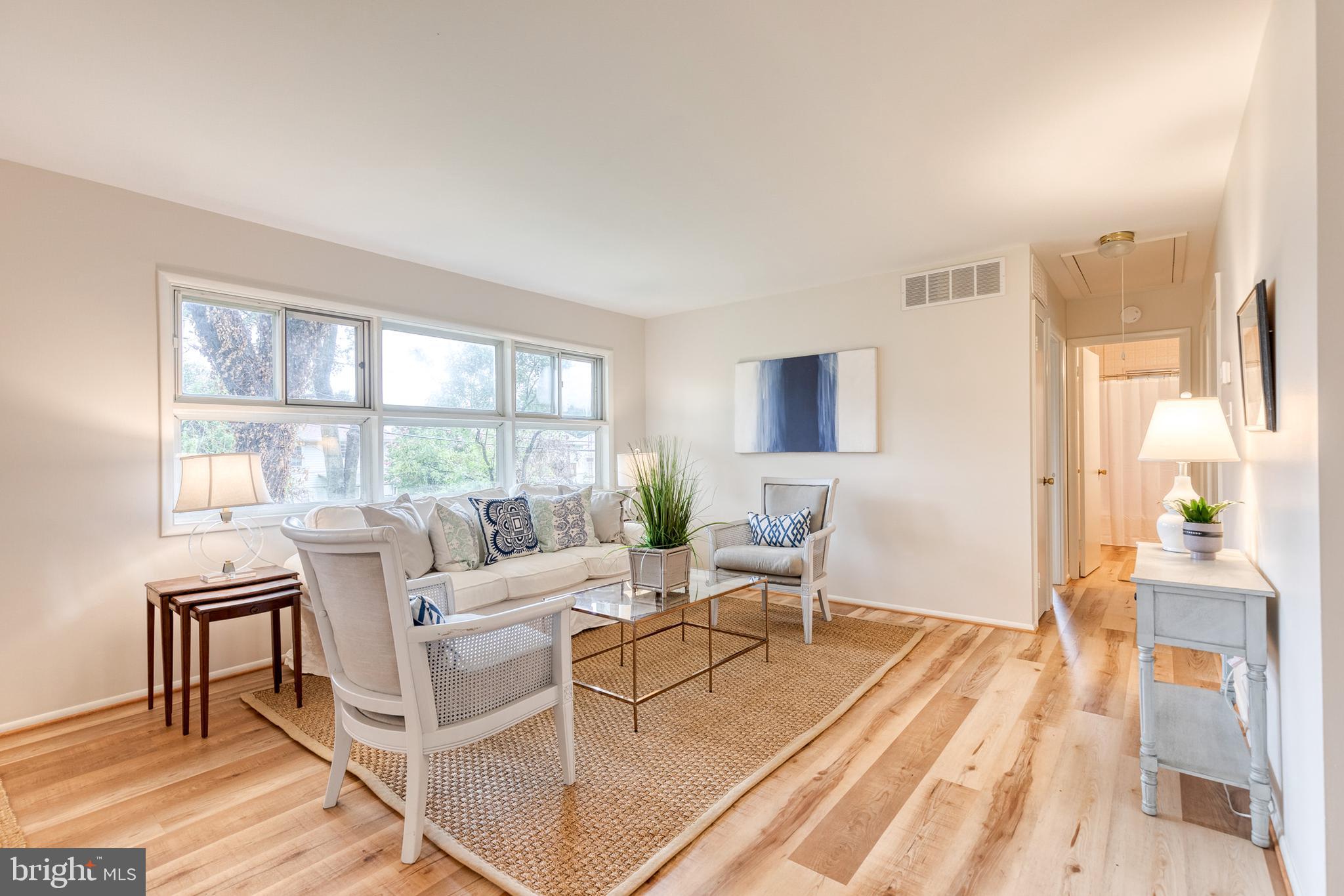 SUBURBIA - Residential