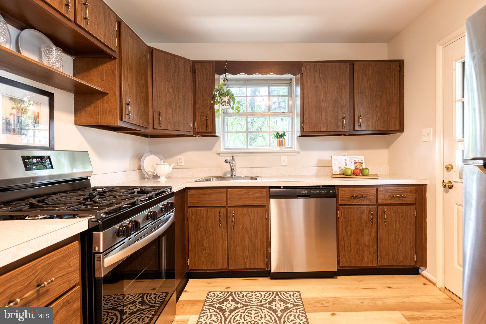 SUBURBIA - Residential