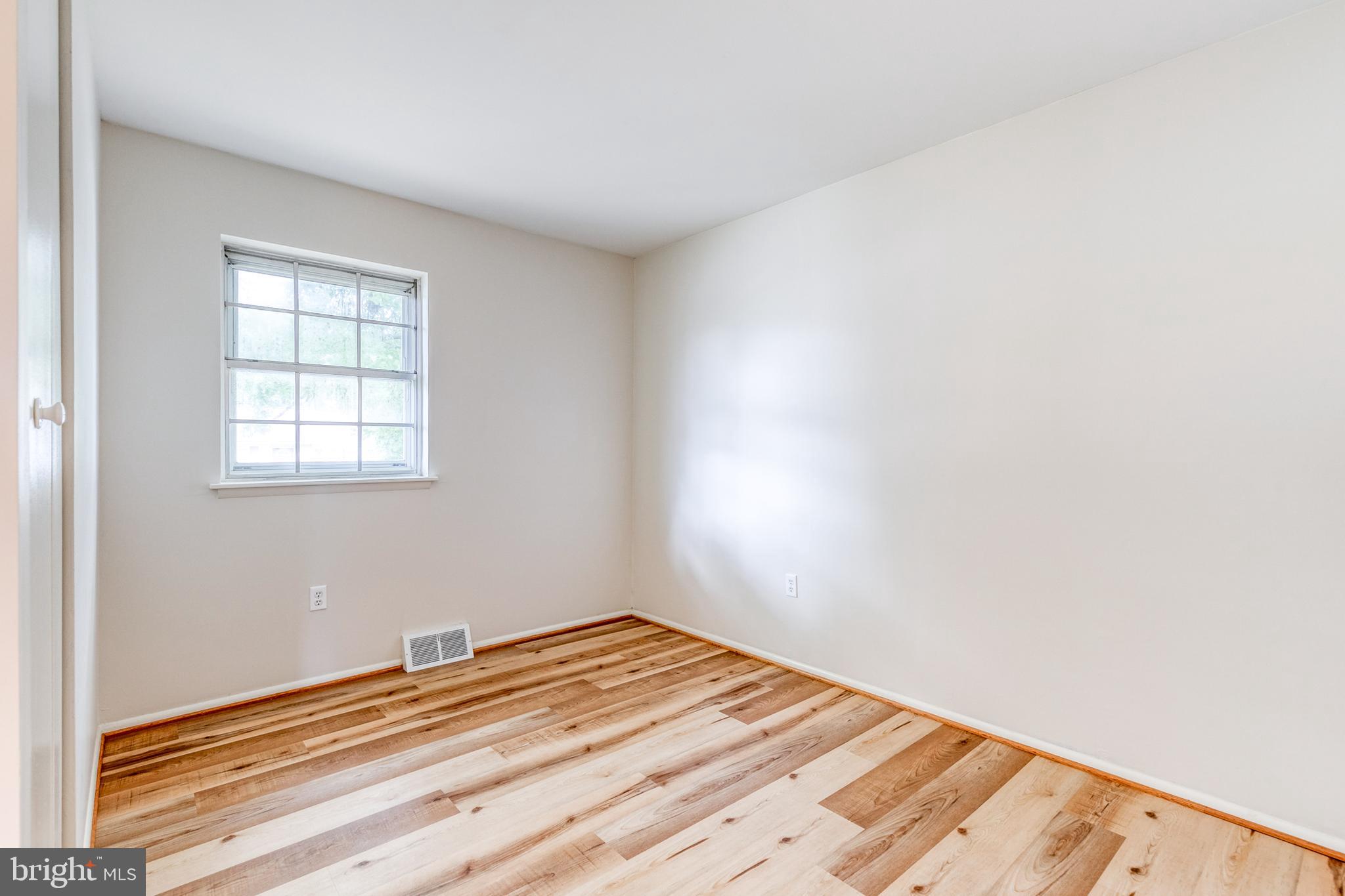 SUBURBIA - Residential