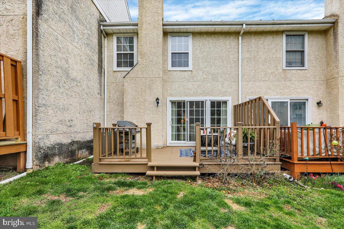 COVENTRY POINTE - Residential