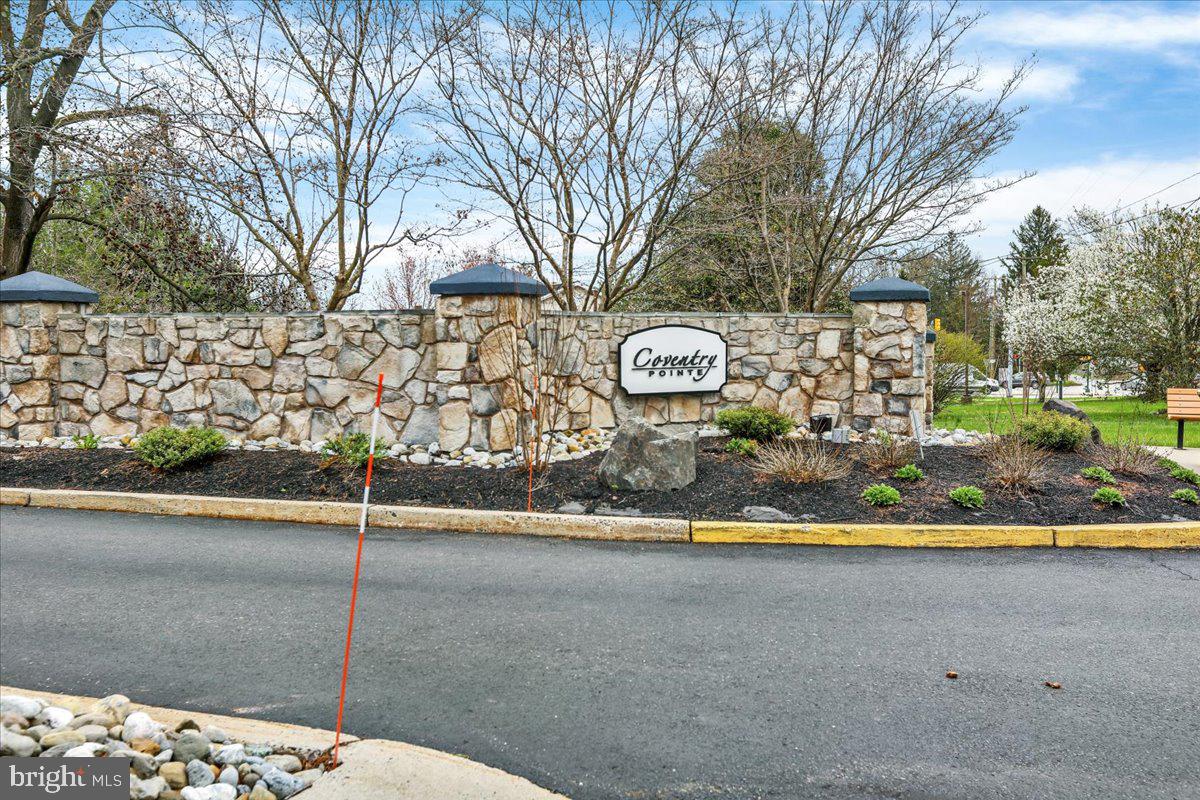 COVENTRY POINTE - Residential