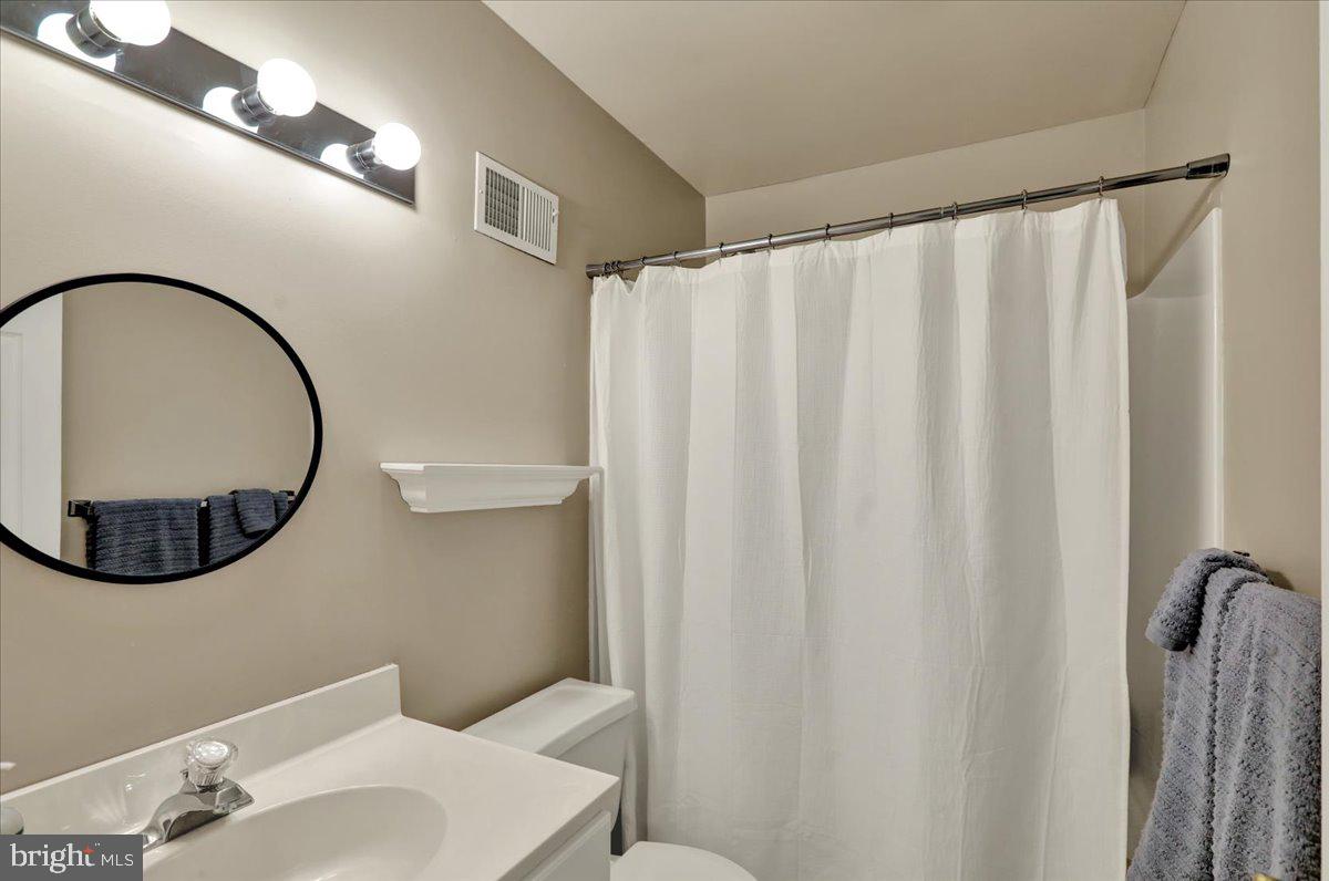 COVENTRY POINTE - Residential