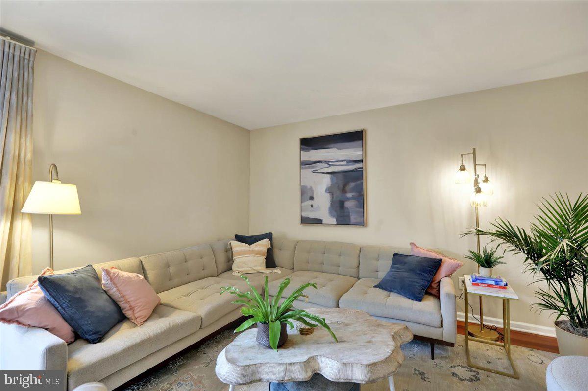 COVENTRY POINTE - Residential