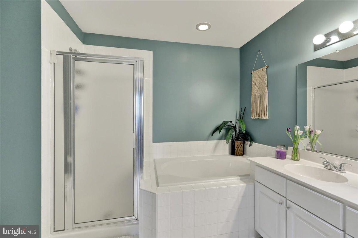 COVENTRY POINTE - Residential