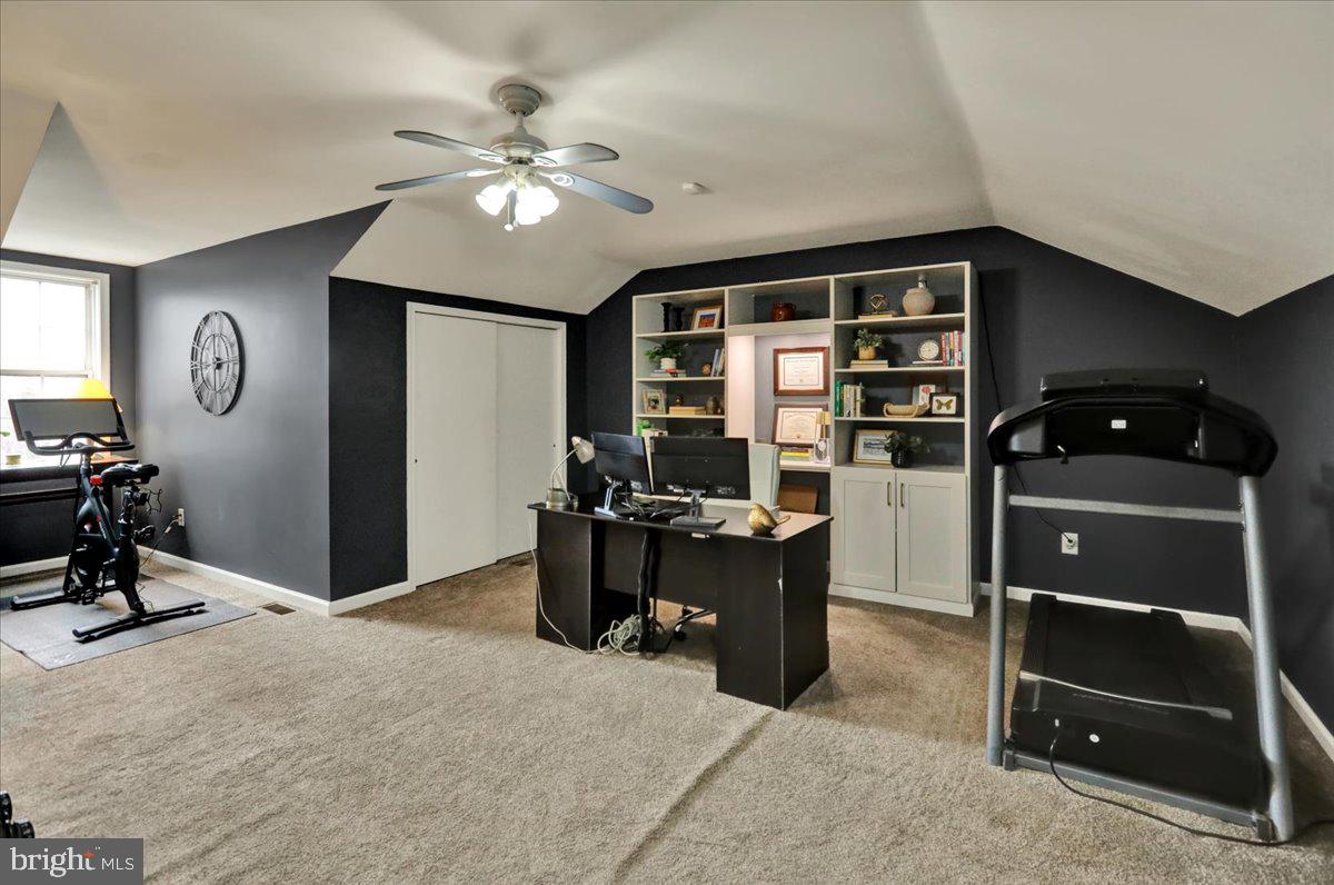 COVENTRY POINTE - Residential